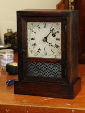 Sessions cottage clock