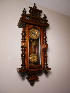 Mauthe wall clock circa 1895